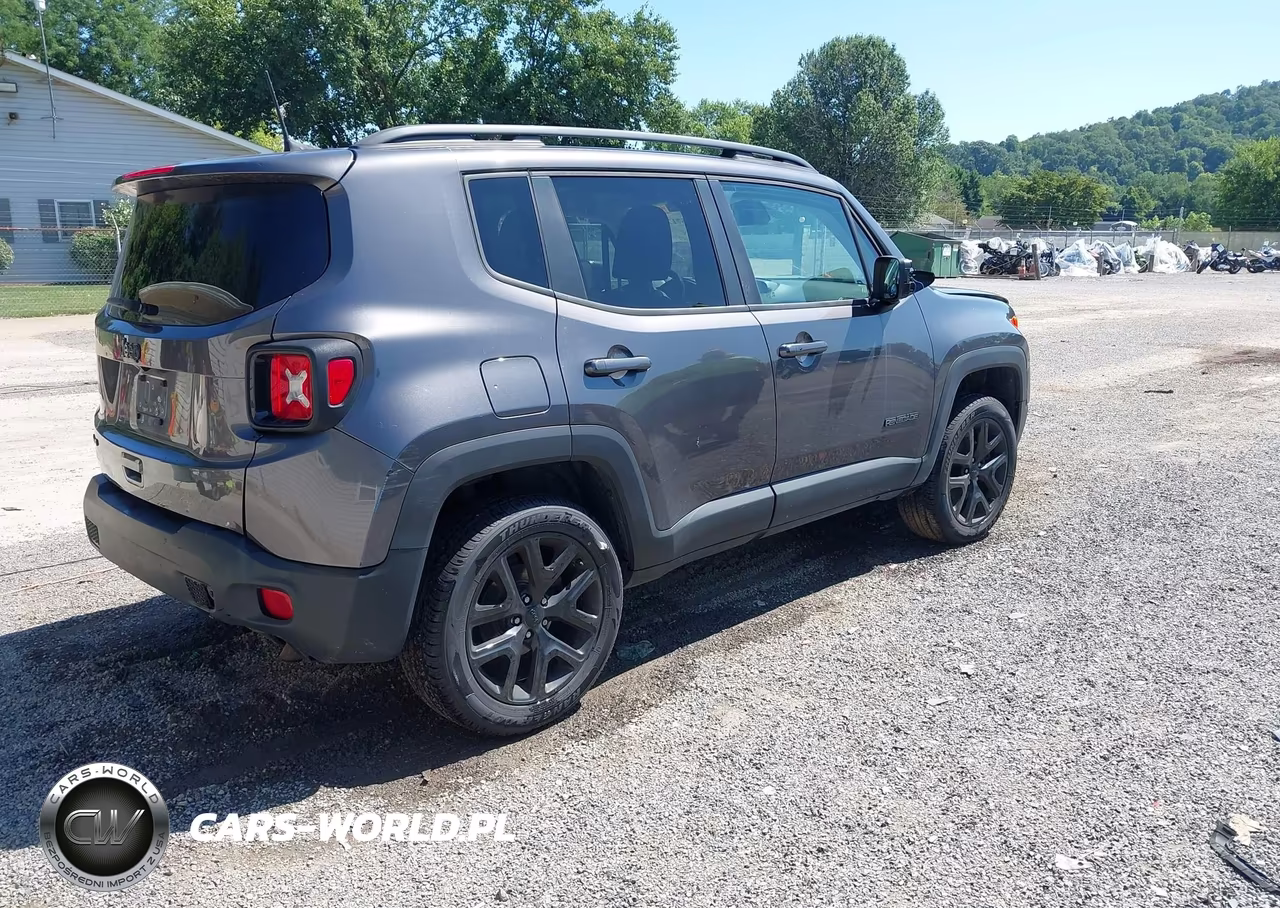 2018 Jeep Renegade Altitude 4X4 VIN:ZACCJBBB2JPH02420 - 4