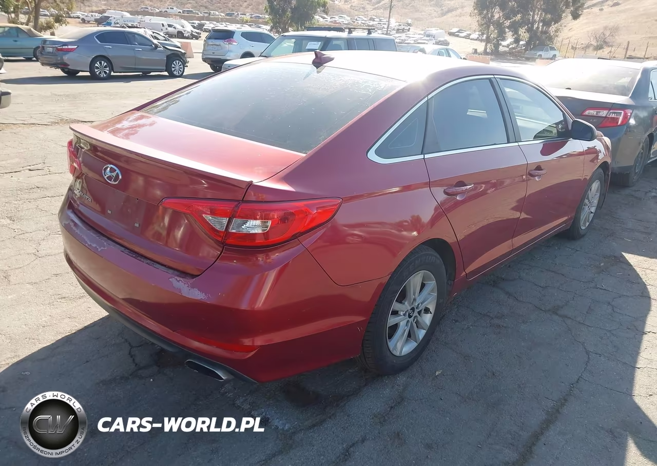 2015 Hyundai Sonata Se VIN:5NPE24AF1FH048483 - 4