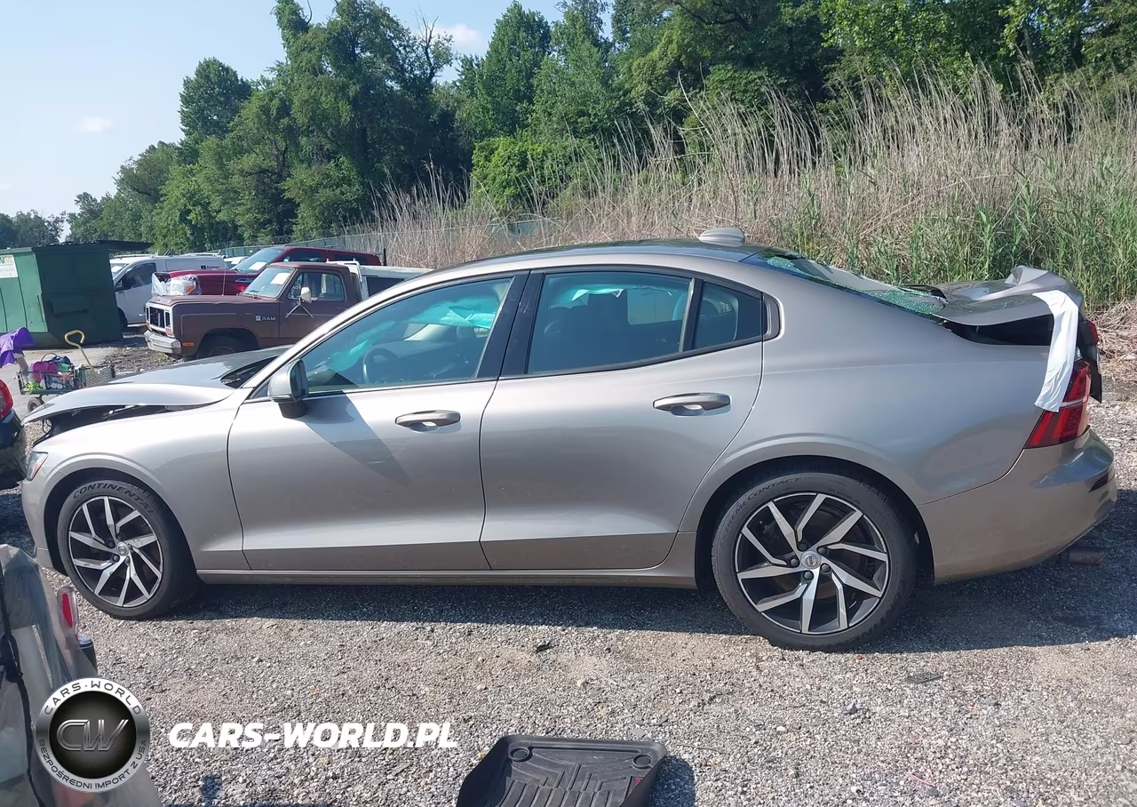 2019 Volvo S60 T6 Momentum VIN:7JRA22TKXKG014443 - 15