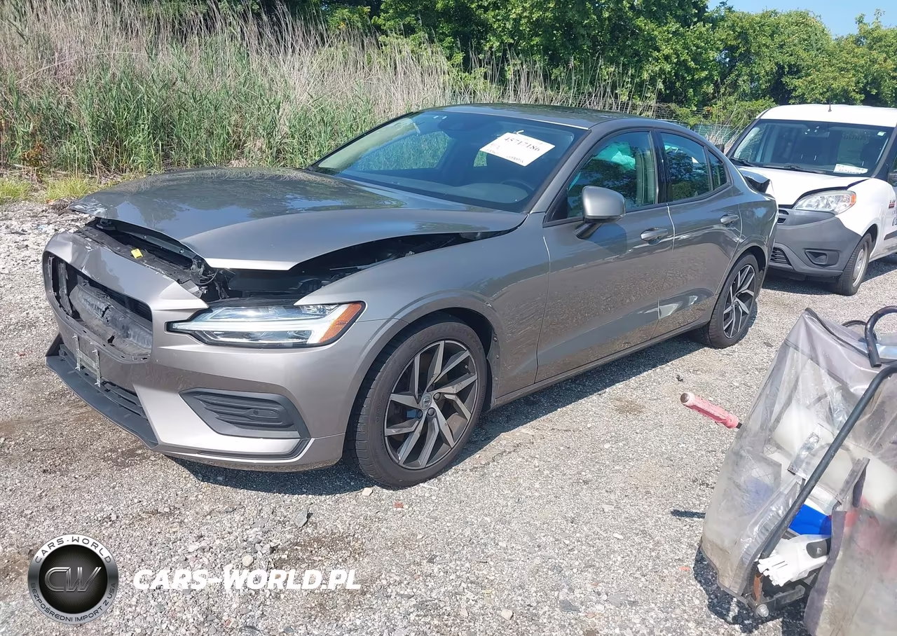 2019 Volvo S60 T6 Momentum VIN:7JRA22TKXKG014443 - 2