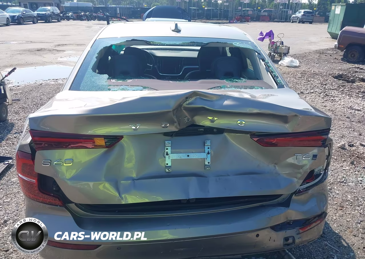 2019 Volvo S60 T6 Momentum VIN:7JRA22TKXKG014443 - 6