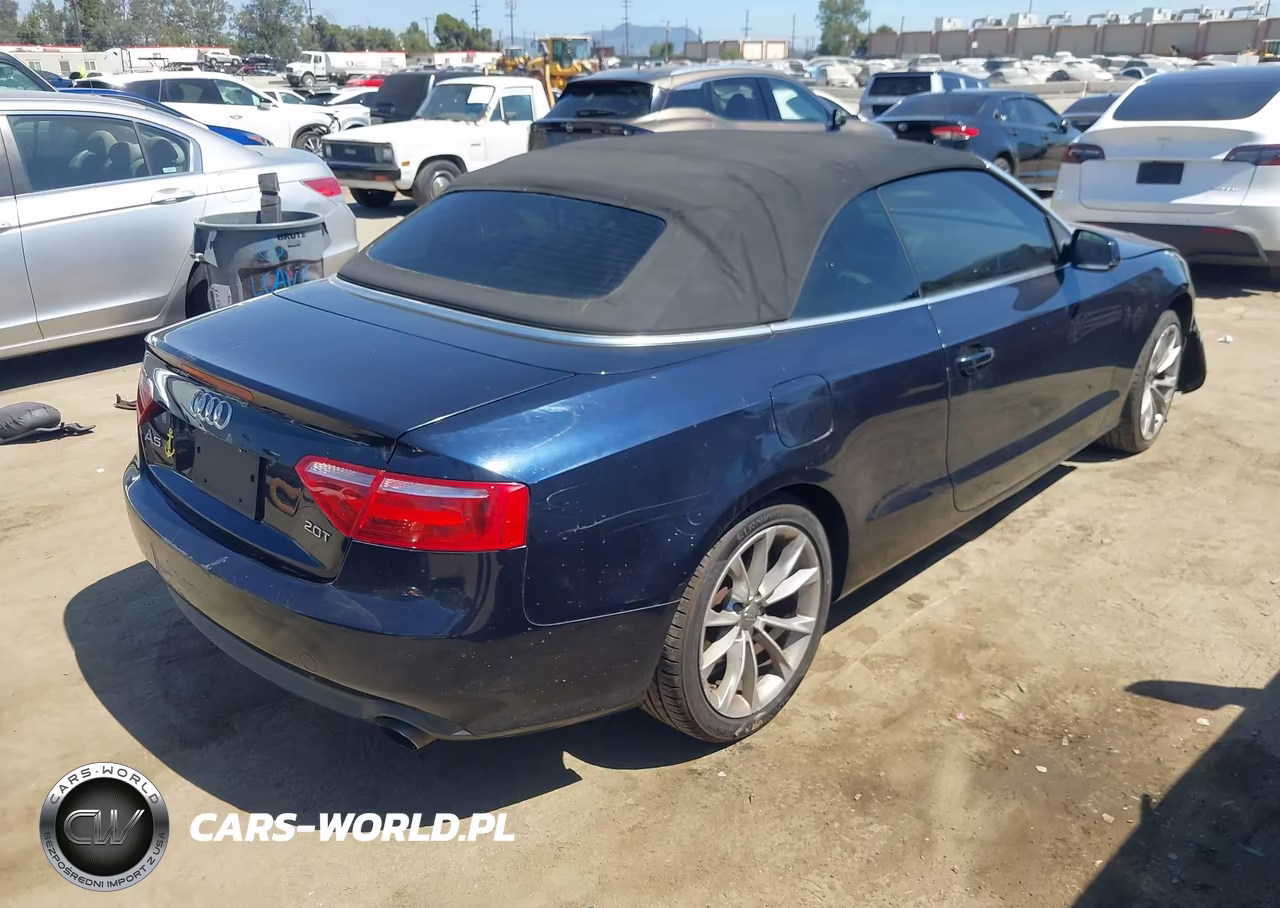 2010 Audi A5 2.0T Premium VIN:WAUAFAFHXAN013720 - 4