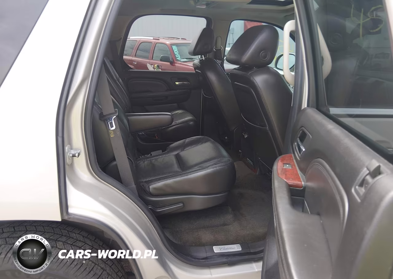 2007 Cadillac Escalade VIN:1GYFK63897R250989 - 8