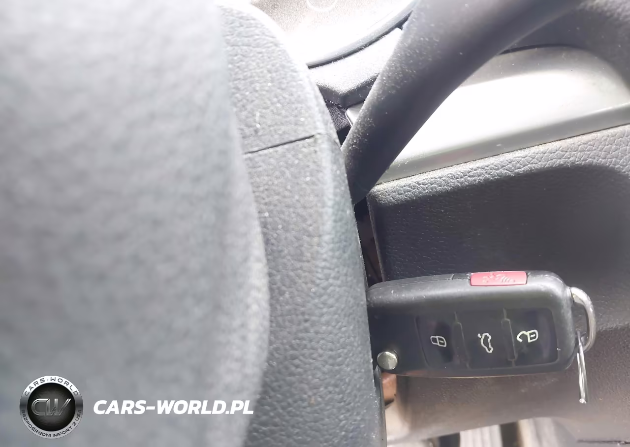 2012 Volkswagen Golf 2.5L 4-Door VIN:WVWDB7AJ7CW249845 - 11