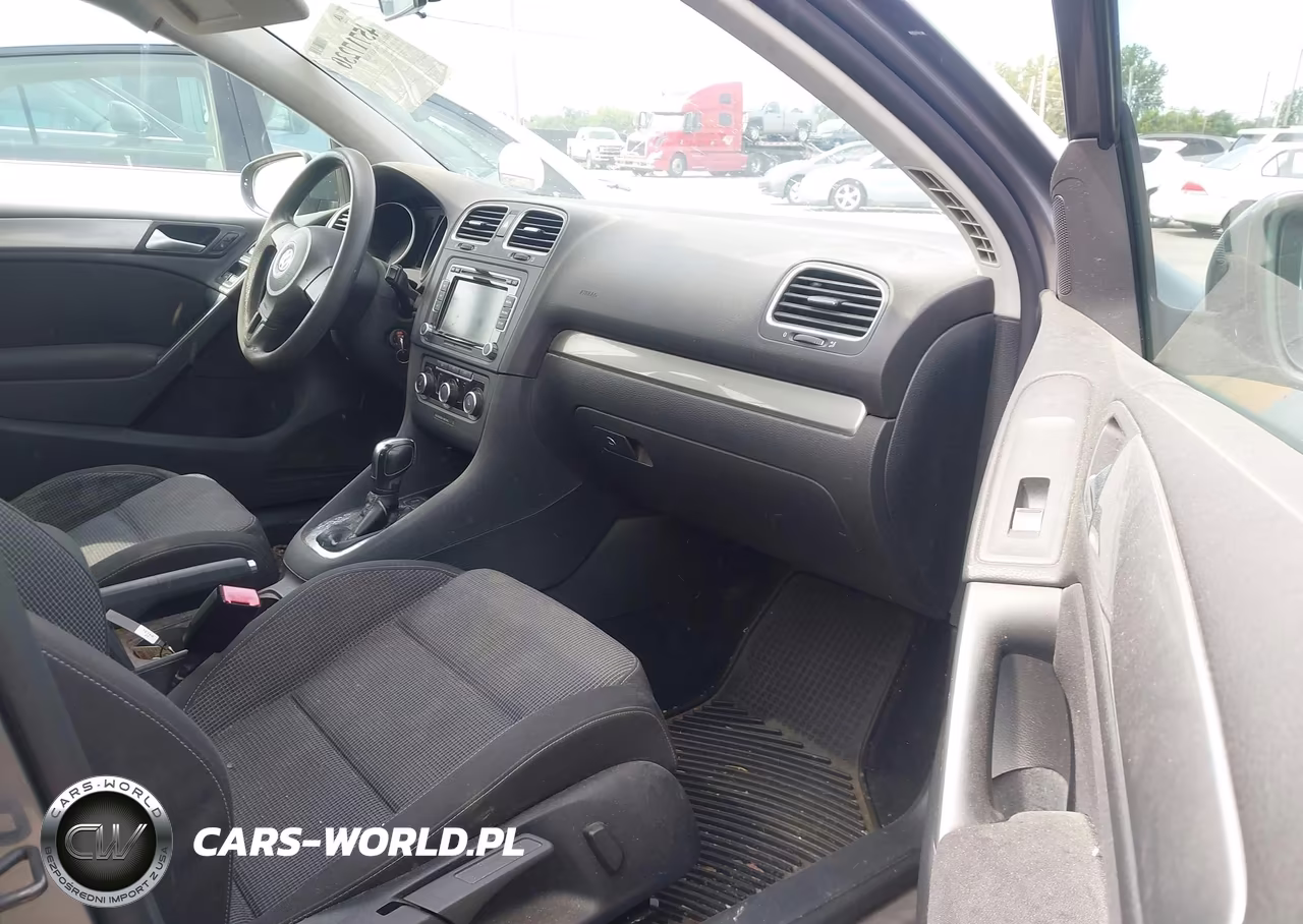 2012 Volkswagen Golf 2.5L 4-Door VIN:WVWDB7AJ7CW249845 - 5
