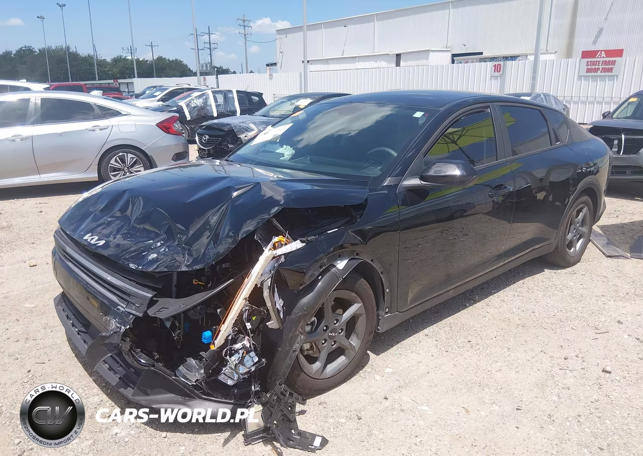 2025 Kia K4 Lxs VIN:3KPFT4DE9SE232055 - 2