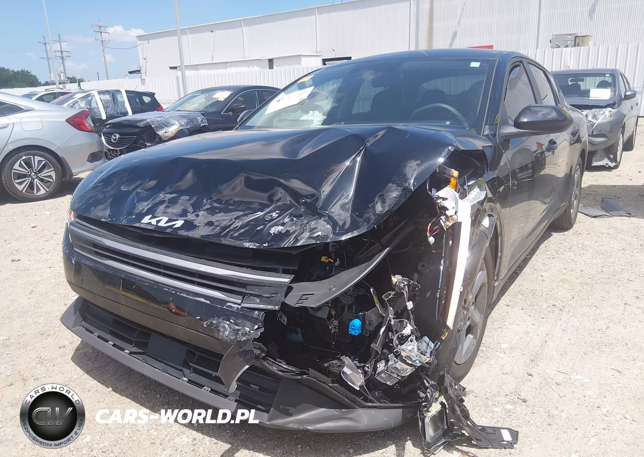 2025 Kia K4 Lxs VIN:3KPFT4DE9SE232055 - 6
