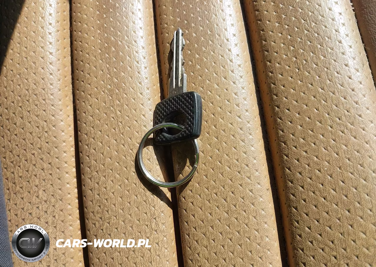 1985 Mercedes-Benz 300 Dt VIN:WDBAB33C3FA227514 - 11