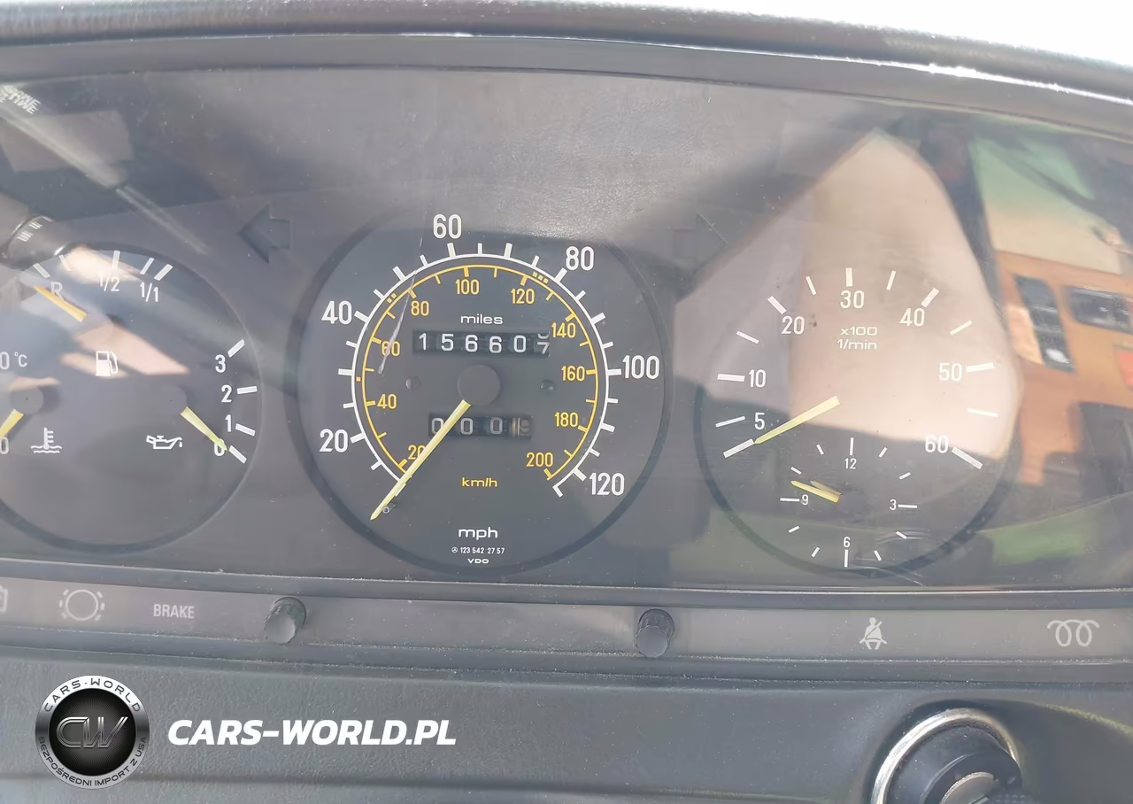 1985 Mercedes-Benz 300 Dt VIN:WDBAB33C3FA227514 - 7