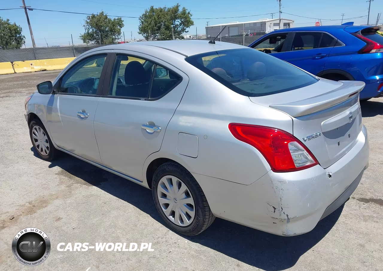2018 Nissan Versa 1.6 Sv VIN:3N1CN7AP3JL810815 - 3