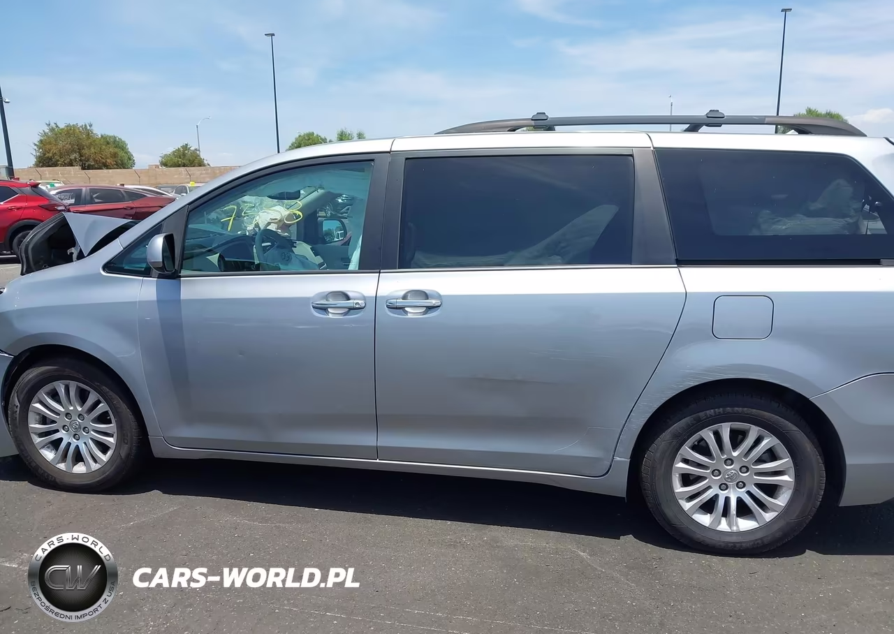 2013 Toyota Sienna Xle V6 8 Passenger VIN:5TDYK3DC3DS367013 - 14