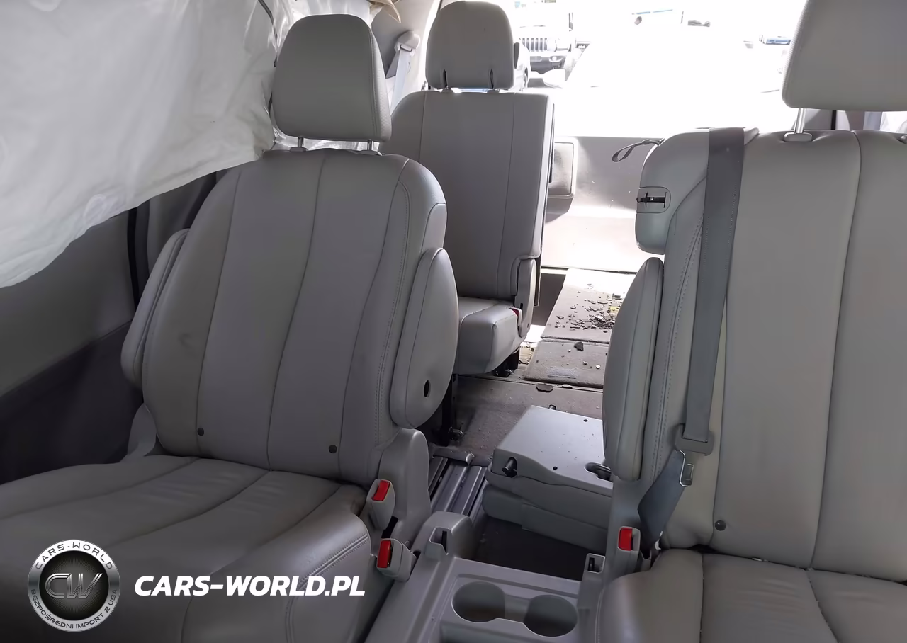 2013 Toyota Sienna Xle V6 8 Passenger VIN:5TDYK3DC3DS367013 - 8