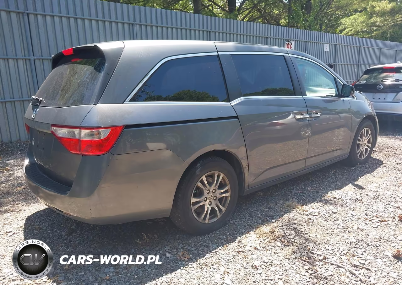 2011 Honda Odyssey Ex VIN:5FNRL5H41BB074390 - 4