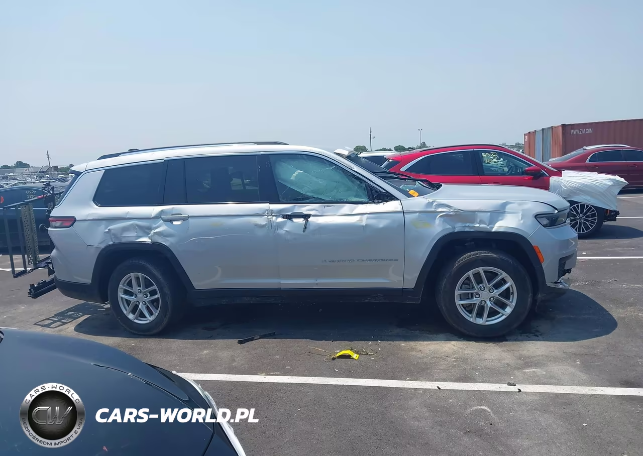 2021 Jeep Grand Cherokee L Laredo 4X4 VIN:1C4RJKAG9M8179870 - 13