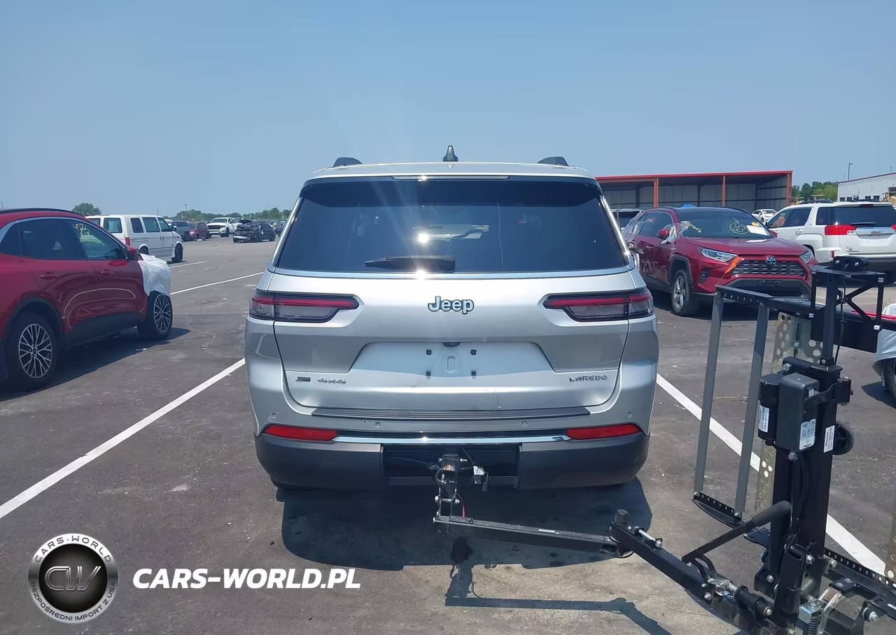 2021 Jeep Grand Cherokee L Laredo 4X4 VIN:1C4RJKAG9M8179870 - 16