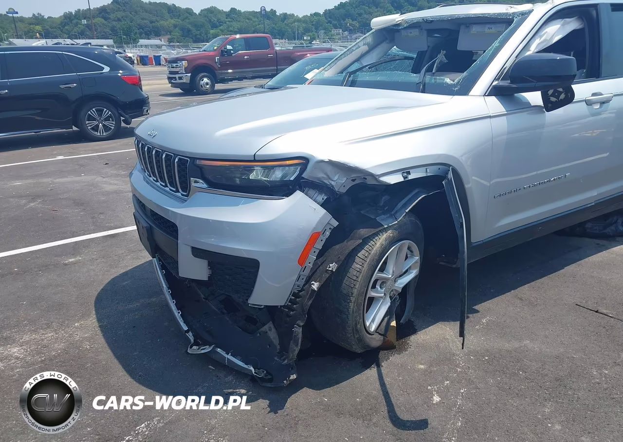 2021 Jeep Grand Cherokee L Laredo 4X4 VIN:1C4RJKAG9M8179870 - 17