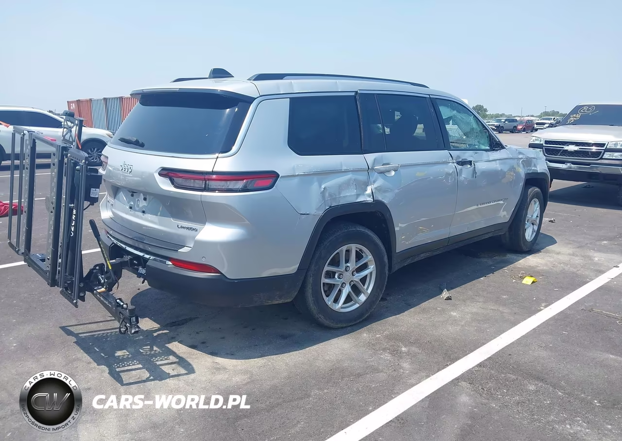 2021 Jeep Grand Cherokee L Laredo 4X4 VIN:1C4RJKAG9M8179870 - 4