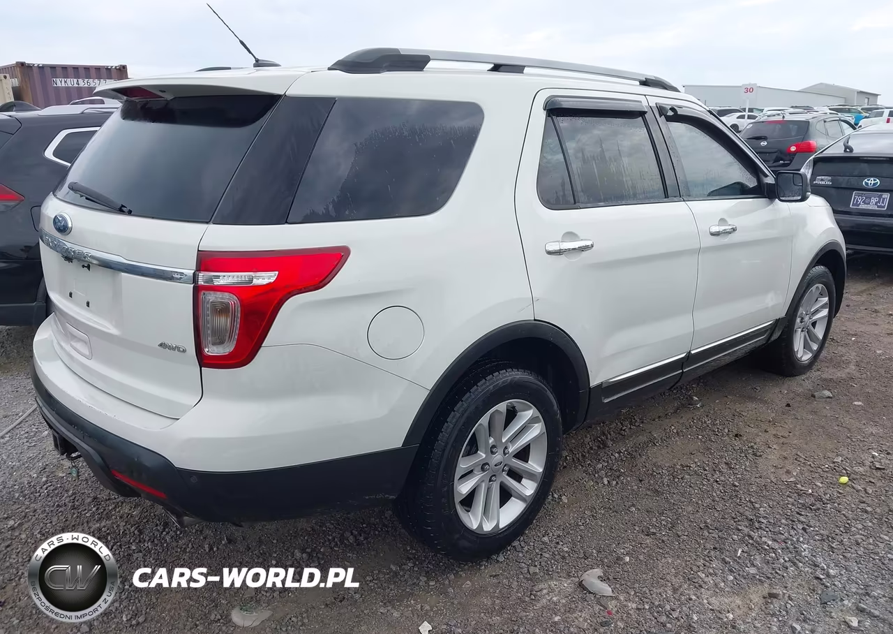 2012 Ford Explorer Xlt VIN:1FMHK8D83CGA78453 - 4