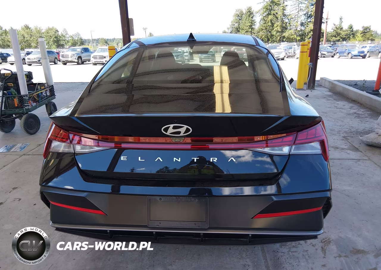 2025 Hyundai Elantra Sel Convenience VIN:KMHLS4DG8SU941533 - 17