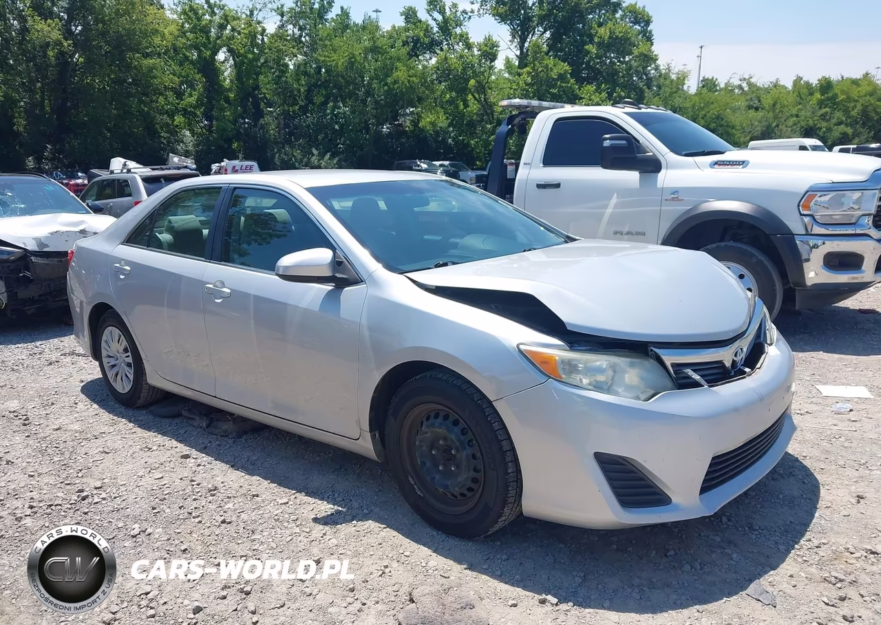 2014 Toyota Camry L VIN:4T4BF1FK5ER351574 - 13