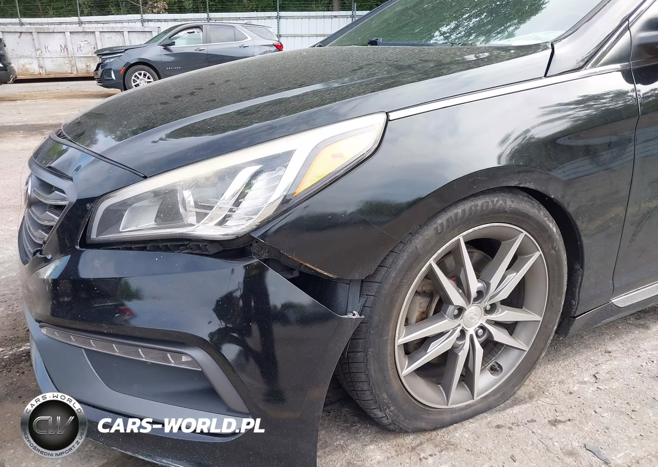2015 Hyundai Sonata Sport 2.0T VIN:5NPE34AB1FH208484 - 15