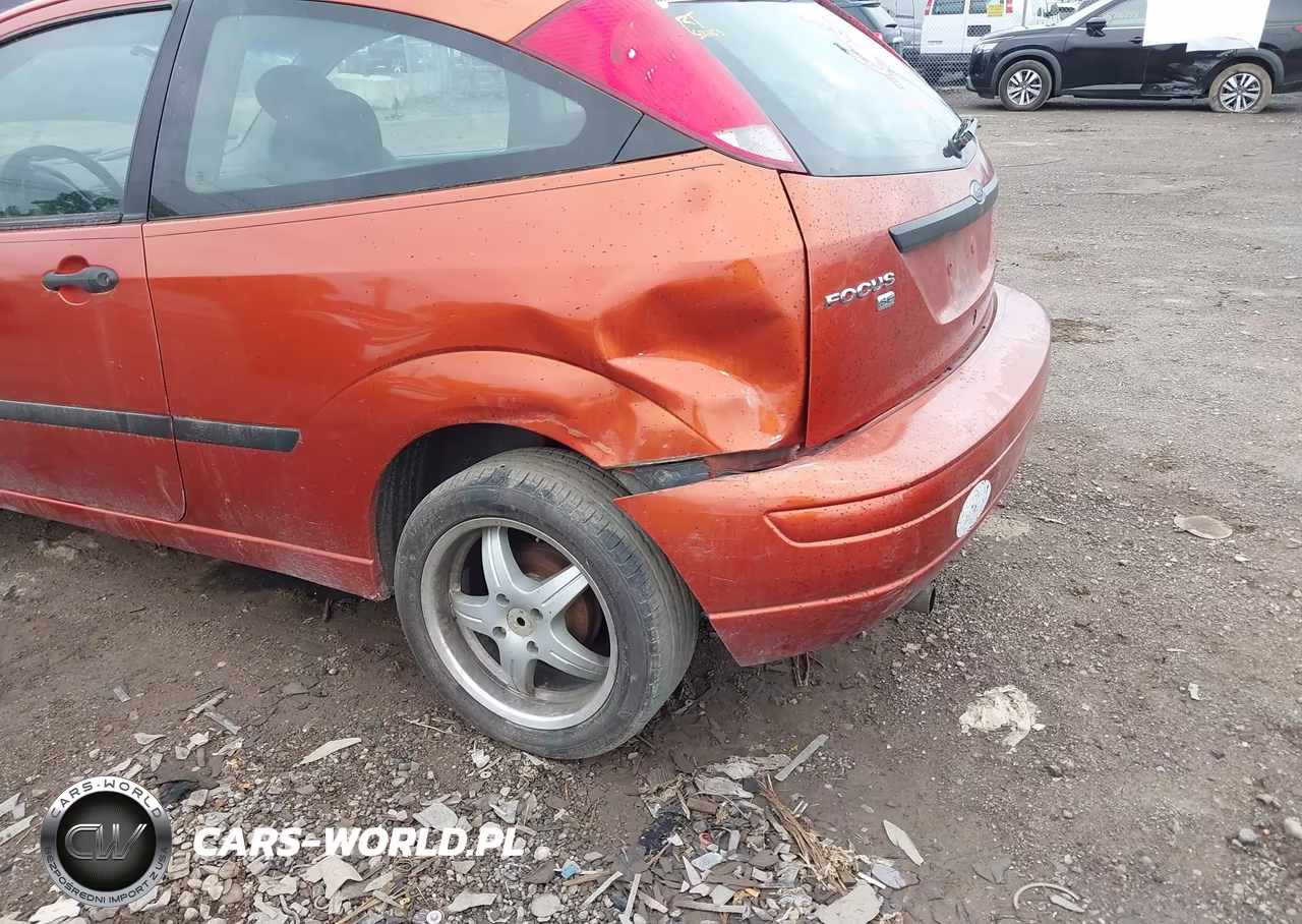 2005 Ford Focus Zx3 VIN:3FAFP31N45R121791 - 6
