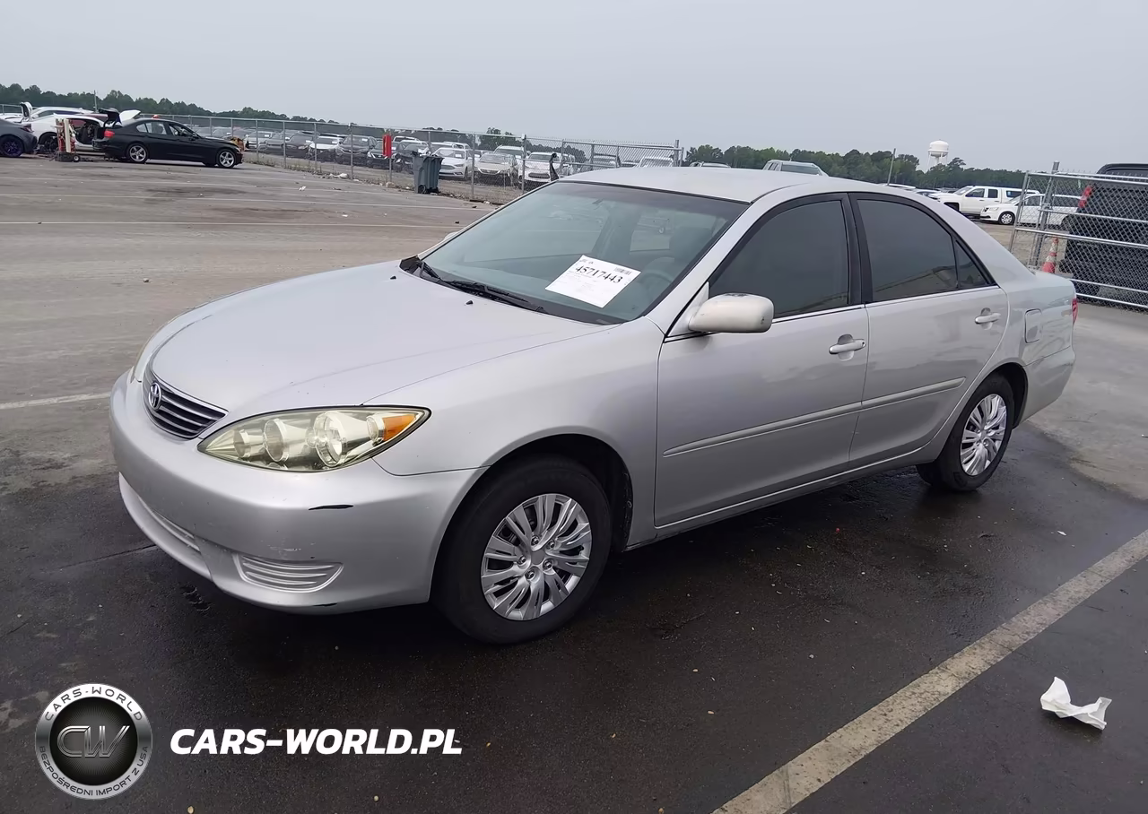 2005 Toyota Camry Le VIN:4T1BE30KX5U091738 - 2