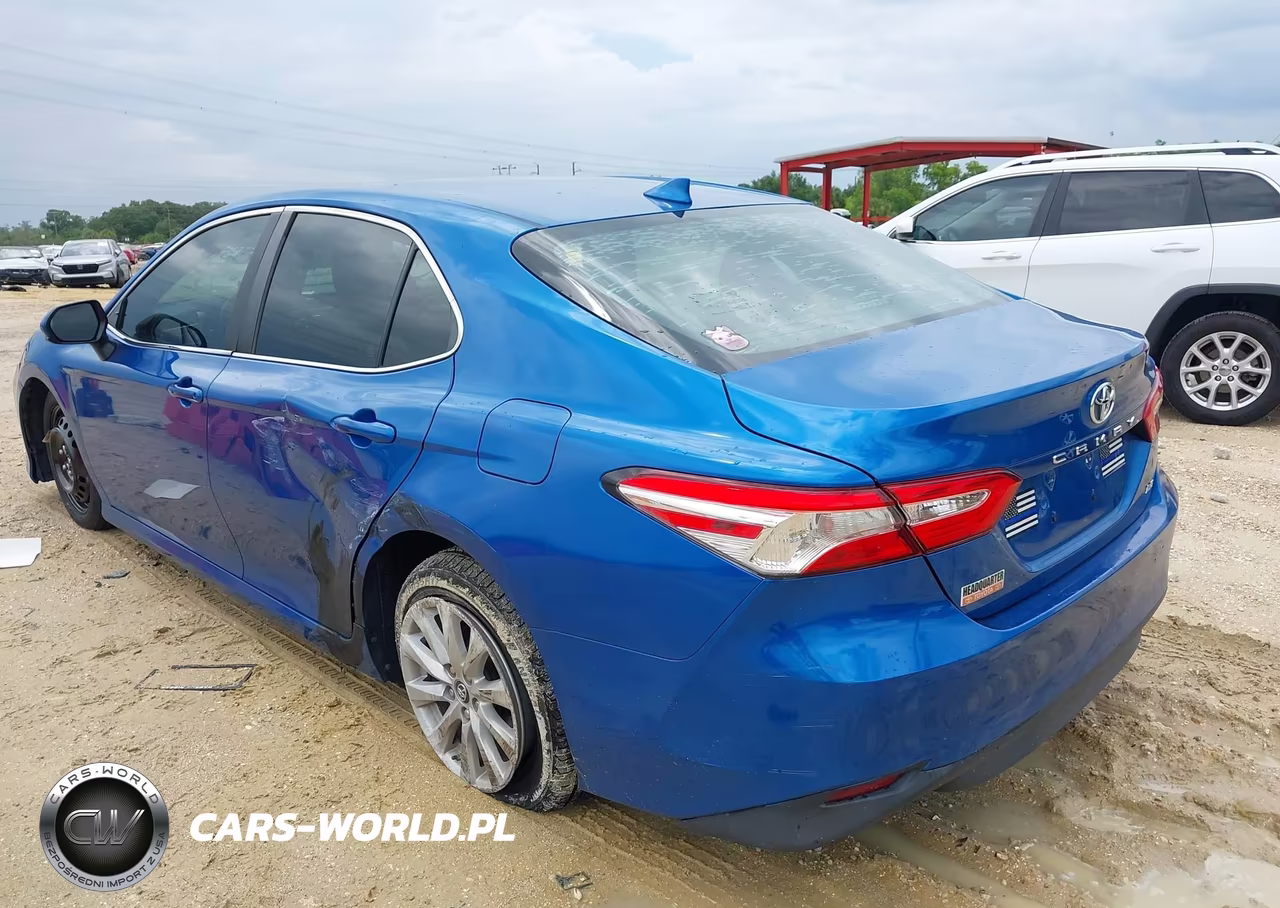 2019 Toyota Camry Le VIN:4T1B11HK4KU175716 - 3