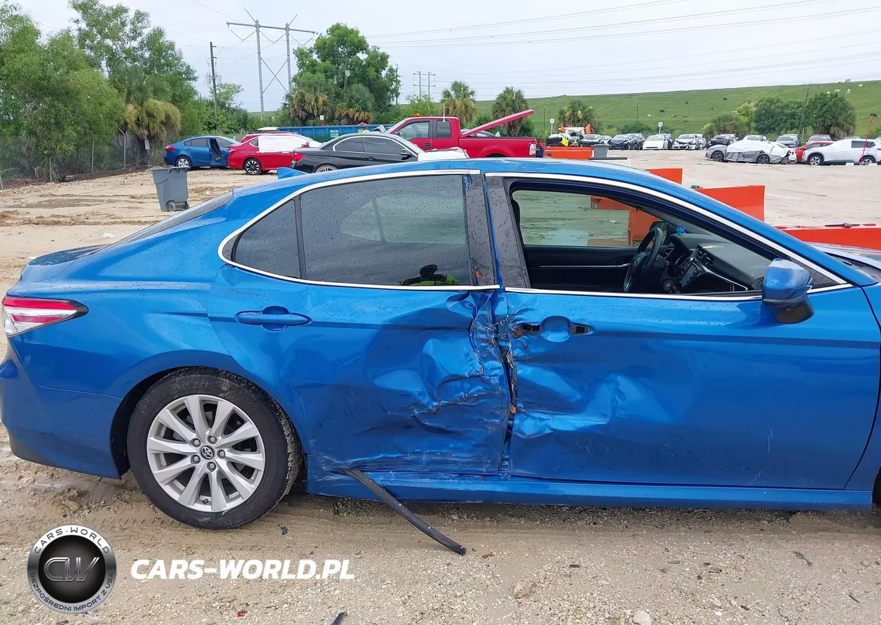 2019 Toyota Camry Le VIN:4T1B11HK4KU175716 - 6