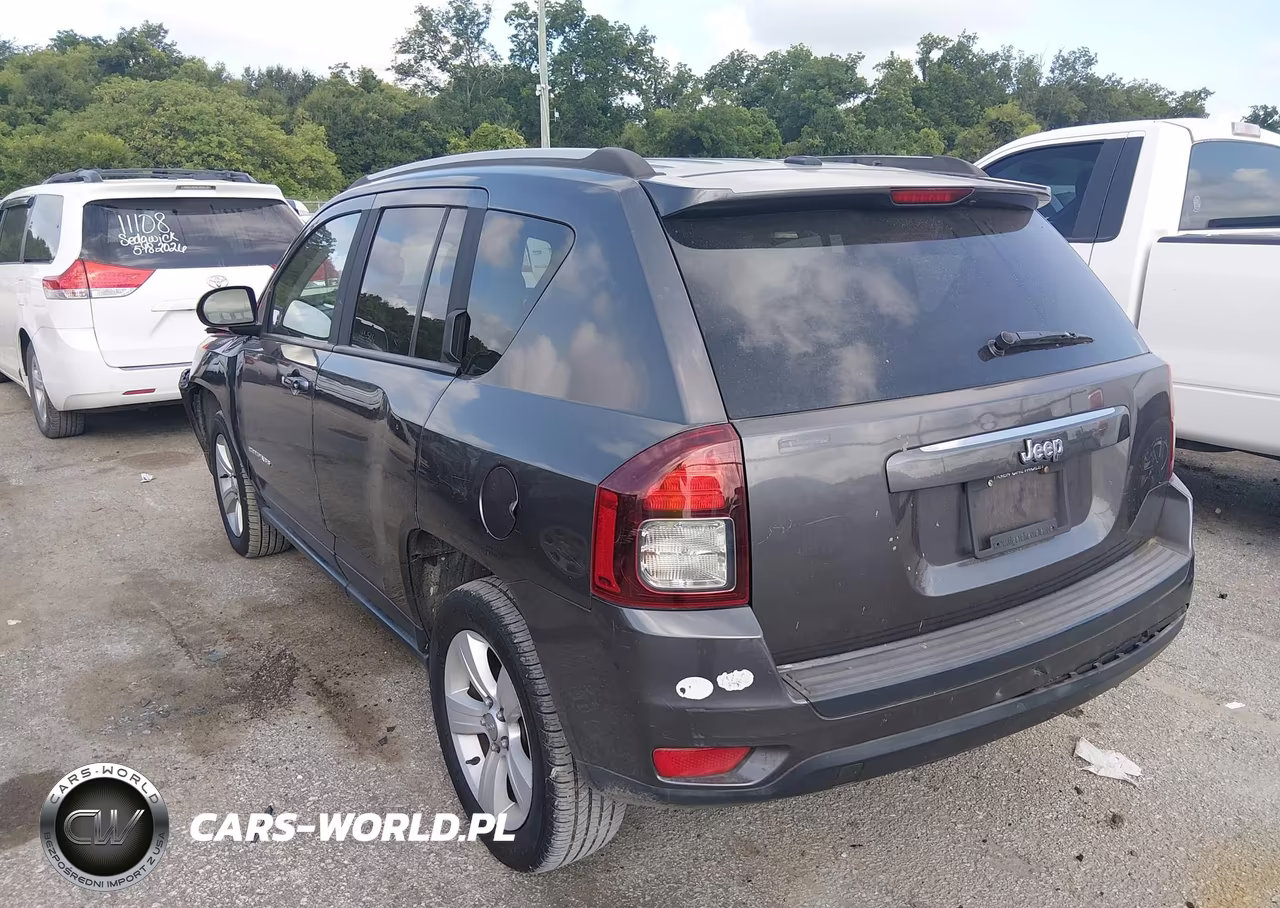 2016 Jeep Compass Sport VIN:1C4NJCBA7GD628439 - 3