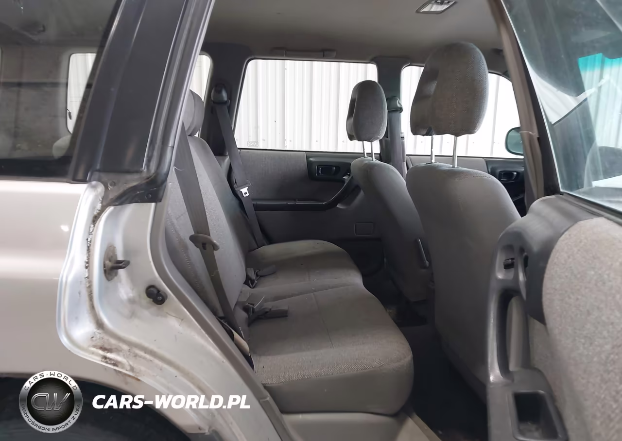 2002 Subaru Forester L VIN:JF1SF63592H738584 - 8