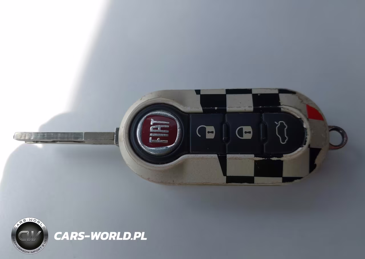 2015 Fiat 500 Sport VIN:3C3CFFBR9FT601840 - 11