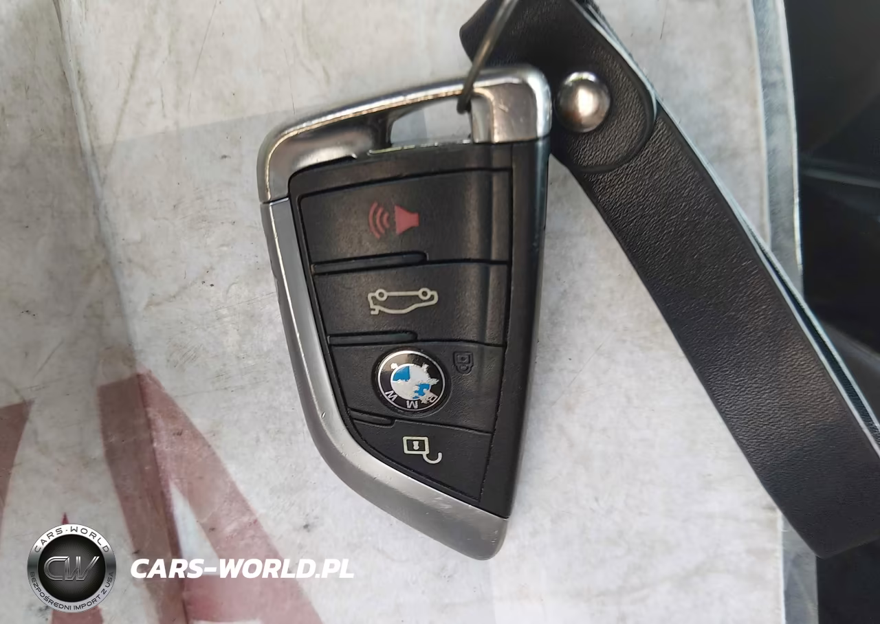 2016 BMW X5 xDrive35I VIN:5UXKR0C5XG0P22509 - 11
