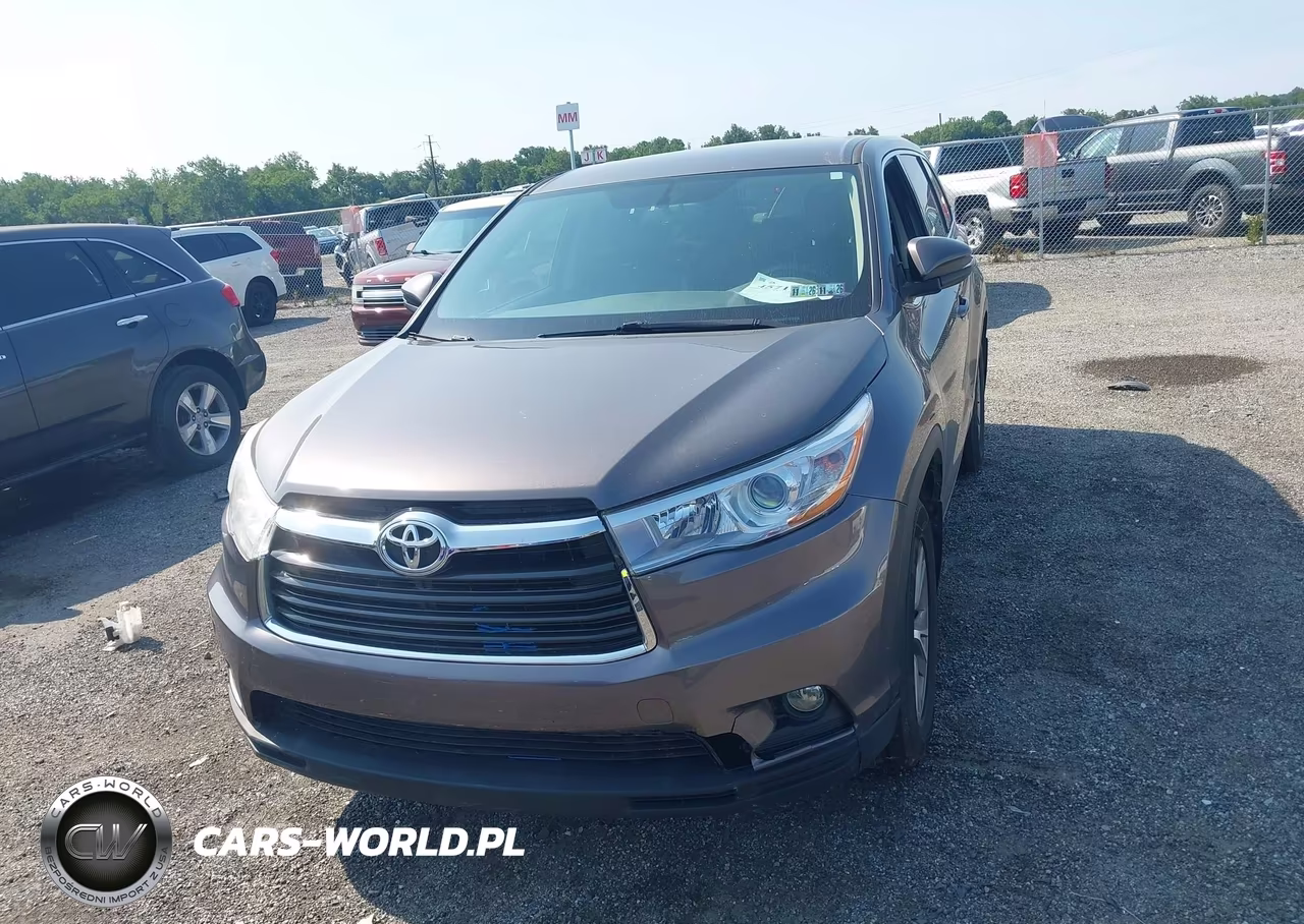 2015 Toyota Highlander Le Plus V6 VIN:5TDBKRFH5FS084276 - 12