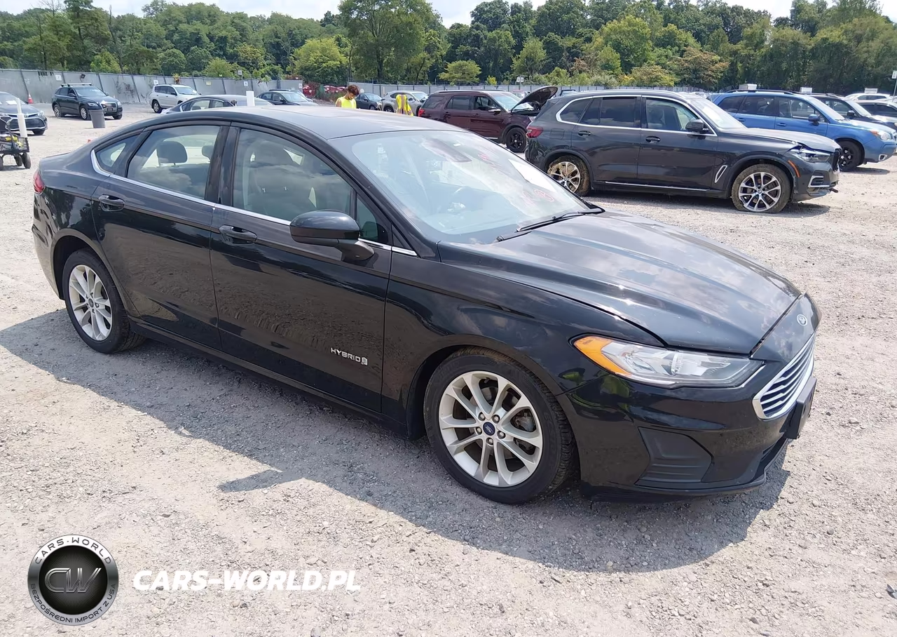 2019 Ford Fusion Hybrid Se – zdjęcie 1 z 16