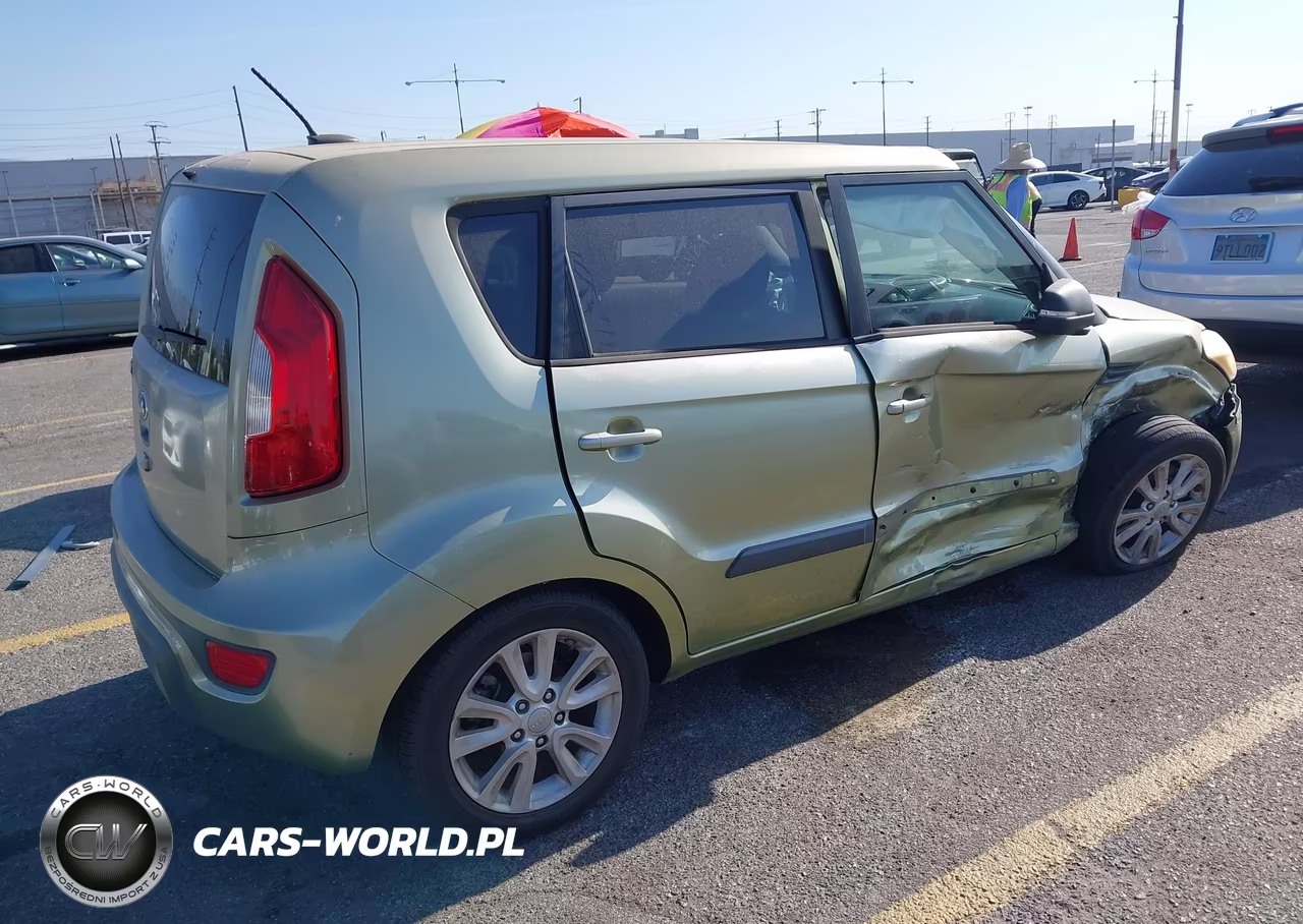 2013 Kia Soul + VIN:KNDJT2A69D7559134 - 4