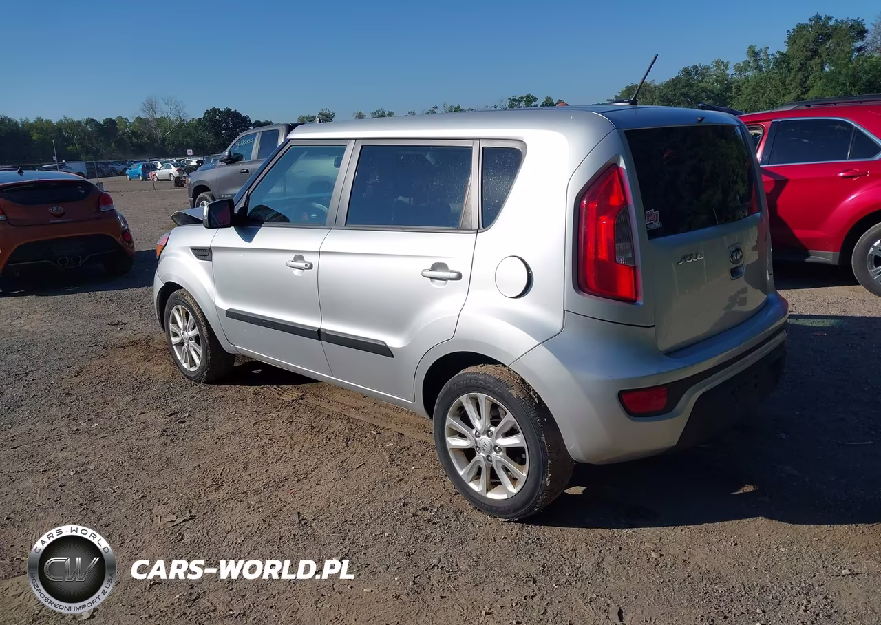2012 Kia Soul + VIN:KNDJT2A64C7379882 - 3