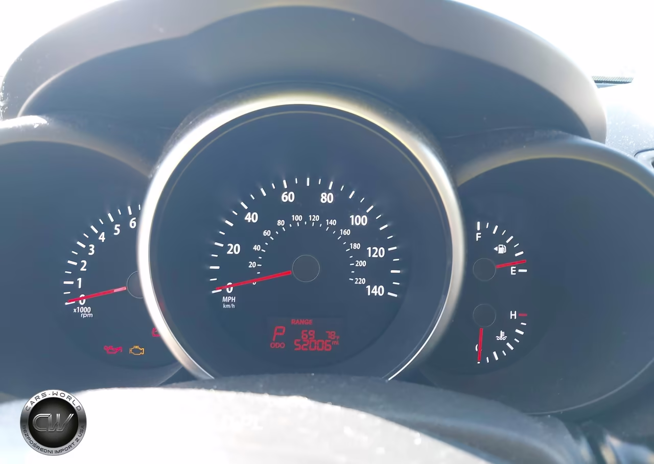 2012 Kia Soul + VIN:KNDJT2A64C7379882 - 7