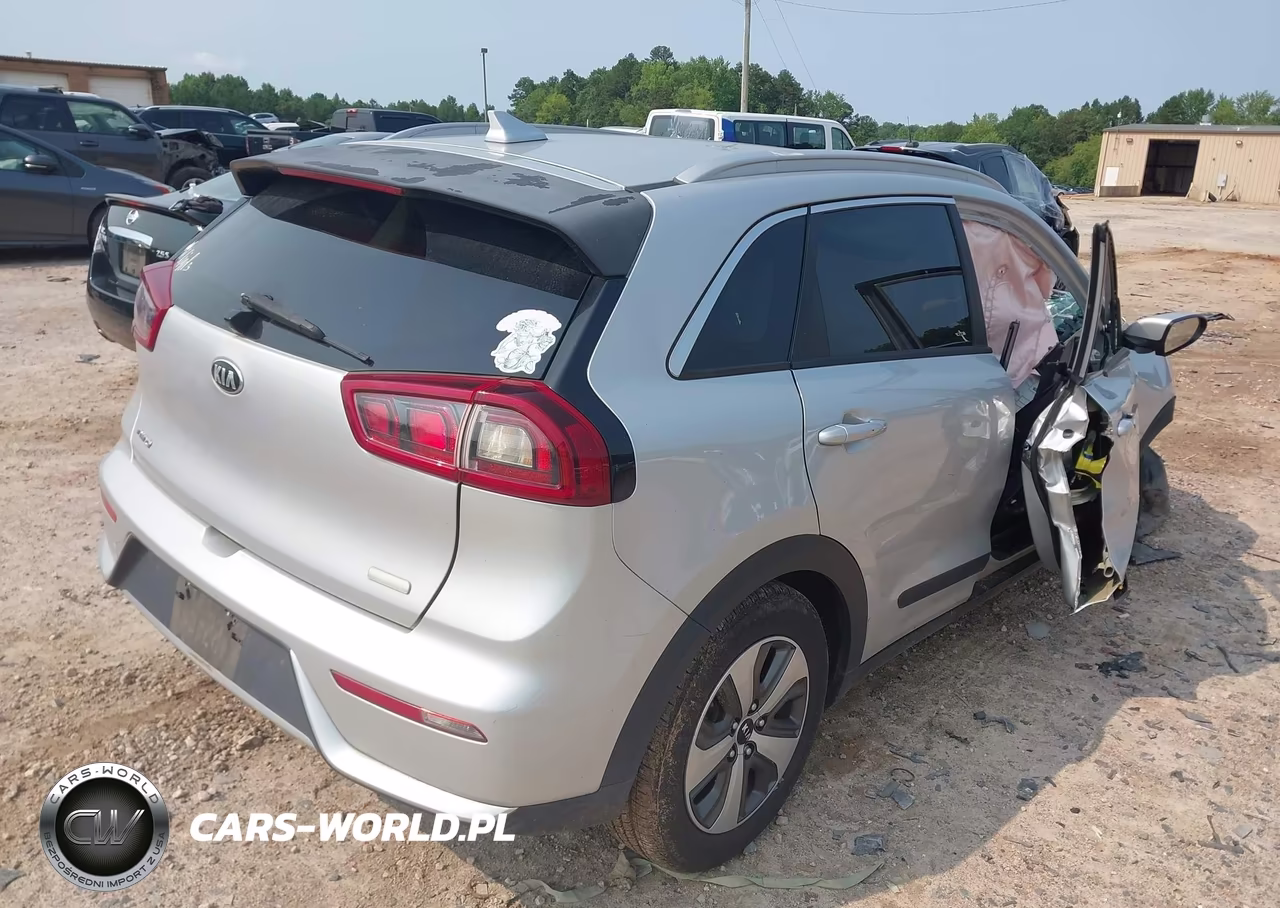 2019 Kia Niro Lx VIN:KNDCB3LC5K5297013 - 4