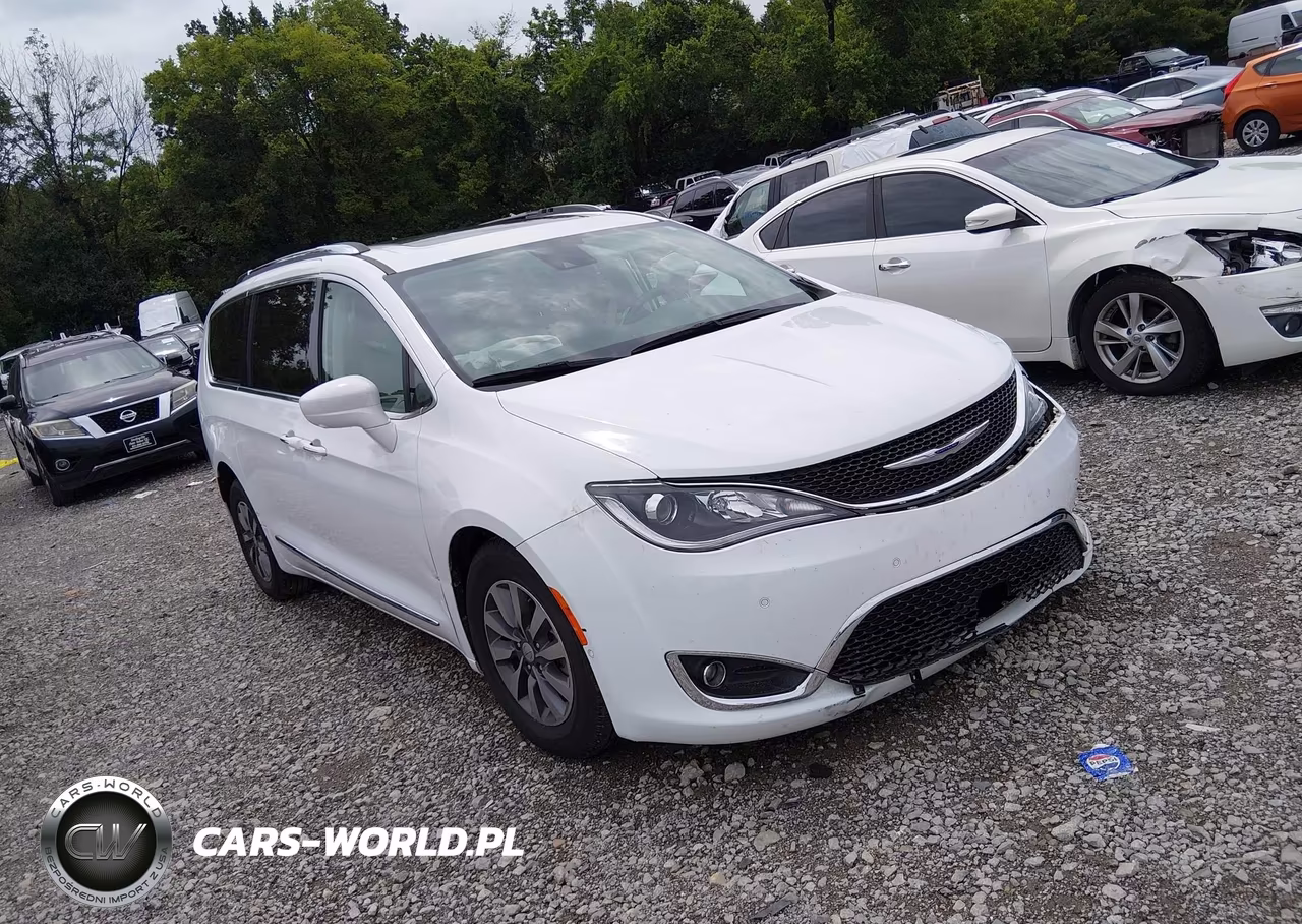 2019 Chrysler Pacifica Touring L Plus