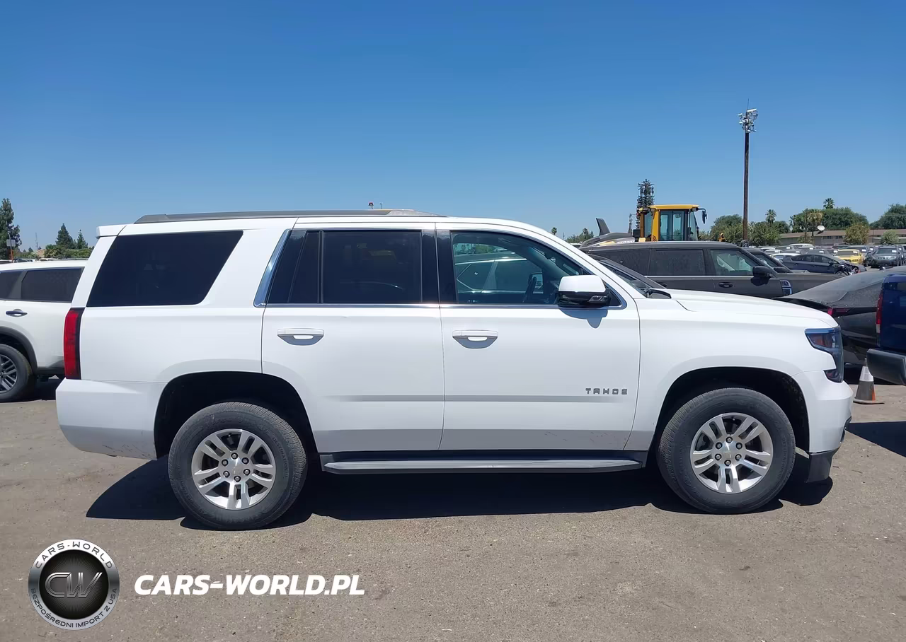 2017 Chevrolet Tahoe Ls VIN:1GNSKAEC8HR296931 - 17