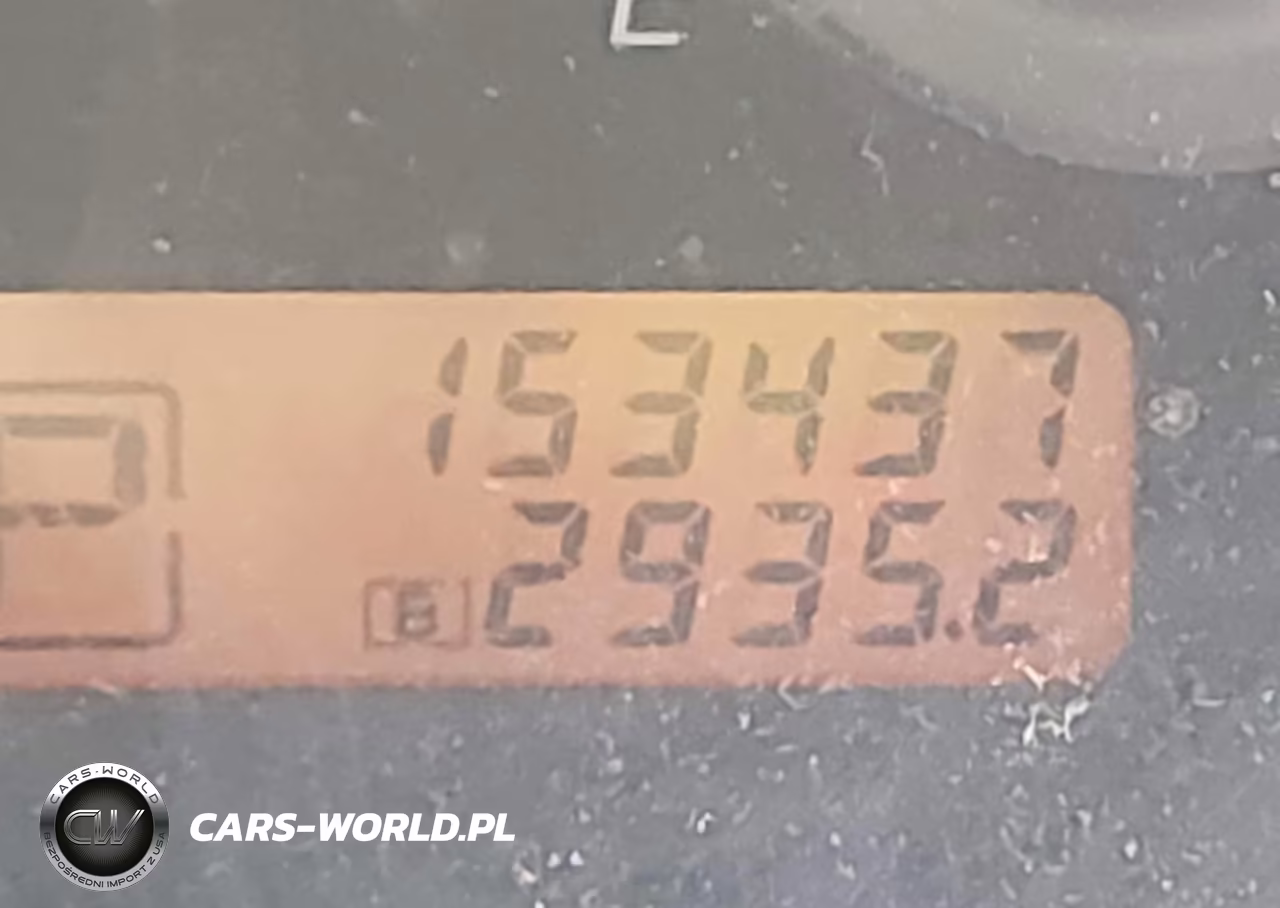 2010 Nissan Versa 1.8S VIN:3N1BC1CP4AL433097 - 12