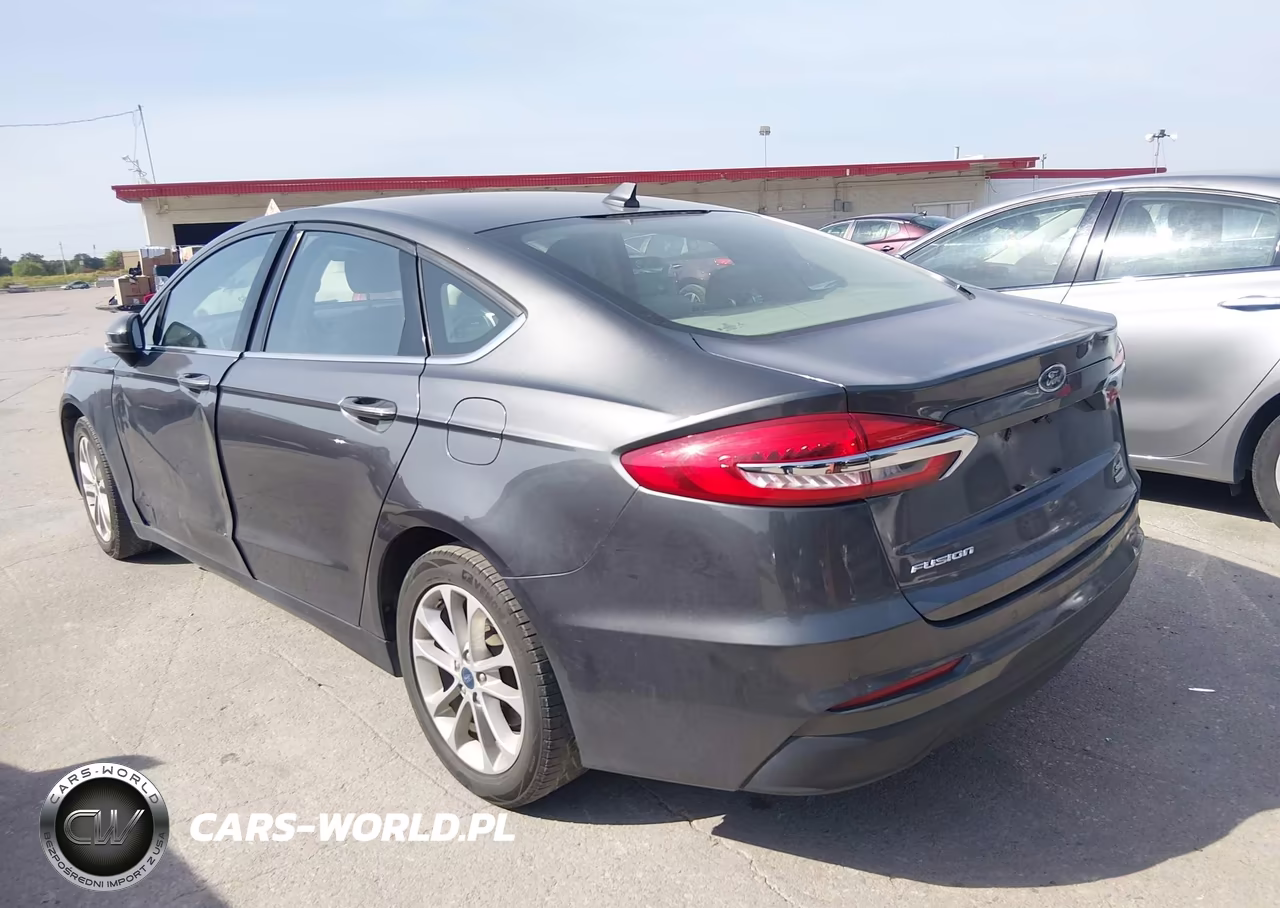 2019 Ford Fusion Se VIN:3FA6P0HD9KR103407 - 3