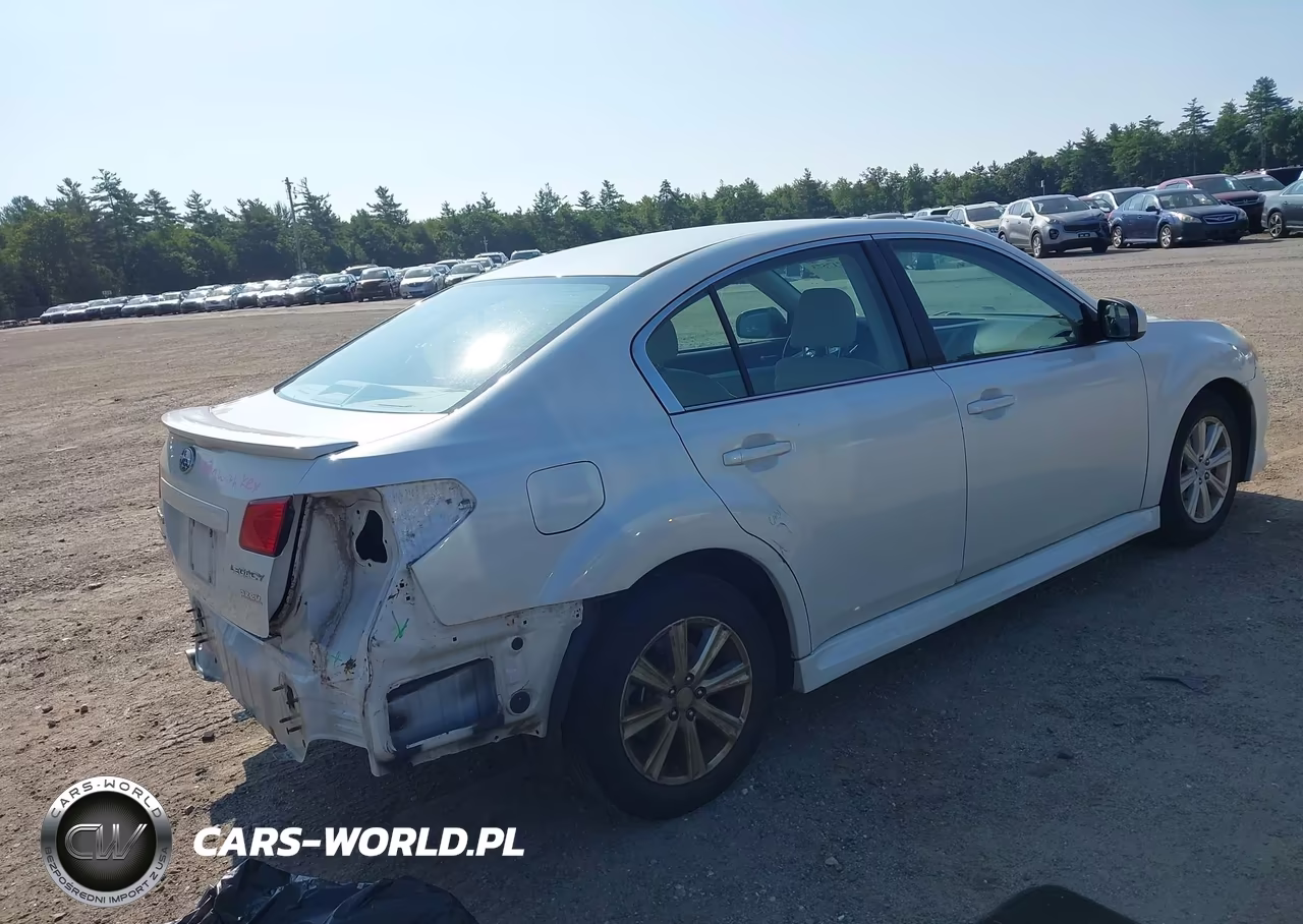 2010 Subaru Legacy 2.5I Premium VIN:4S3BMBB65A3247976 - 4
