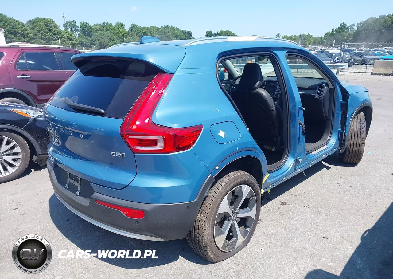 2025 Volvo Xc40 B5 Plus Bright Theme VIN:YV4L12UE7S2587541 - 4