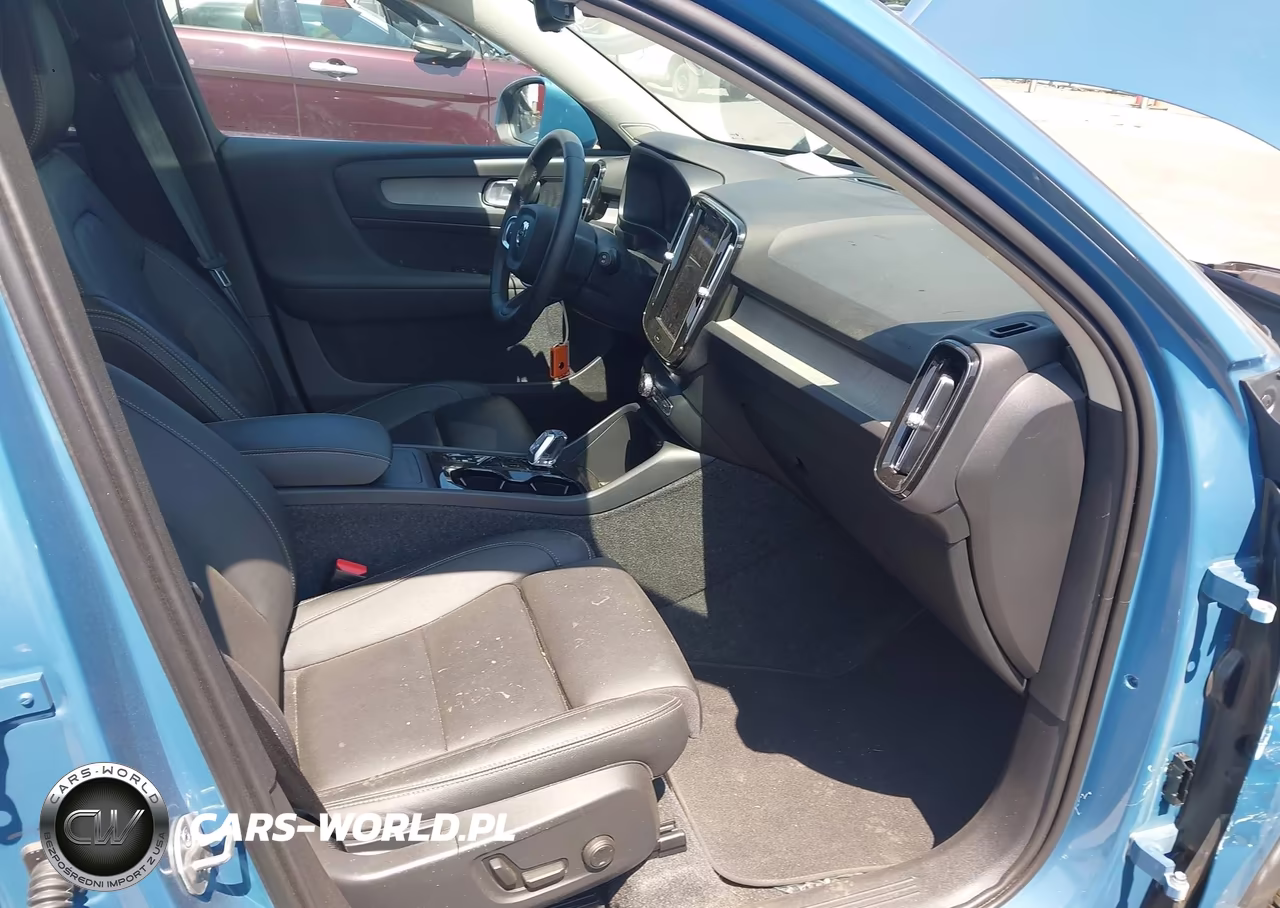 2025 Volvo Xc40 B5 Plus Bright Theme VIN:YV4L12UE7S2587541 - 5