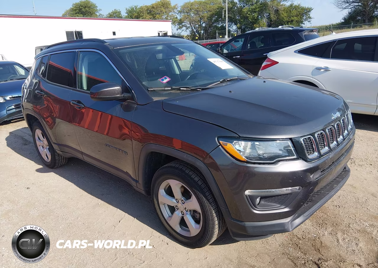 2019 Jeep Compass Latitude 4X4 – zdjęcie 1 z 17