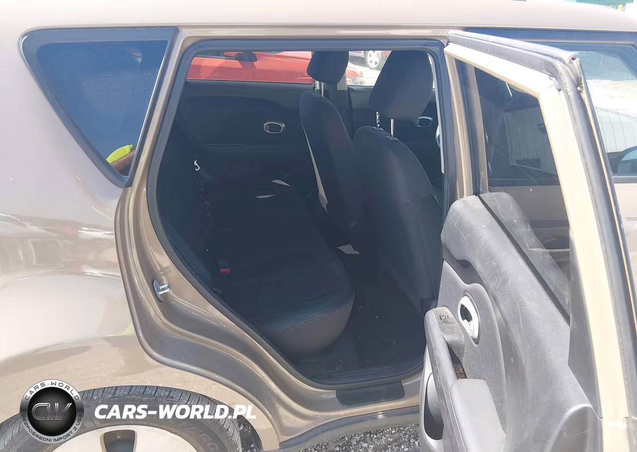 2015 Kia Soul VIN:KNDJN2A27F7128592 - 8