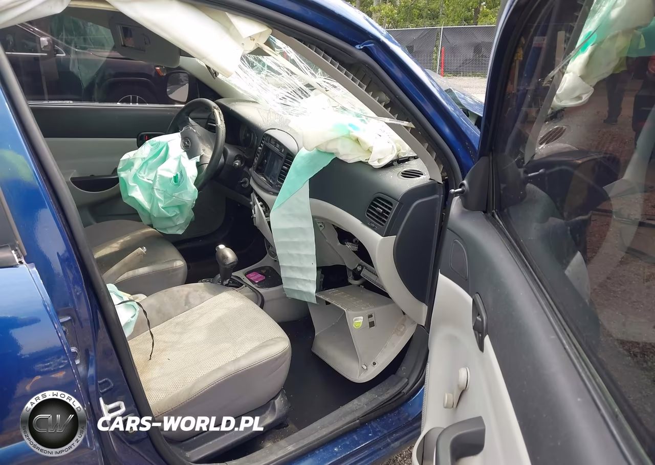 2010 Hyundai Accent Gls VIN:KMHCN4AC9AU431263 - 5