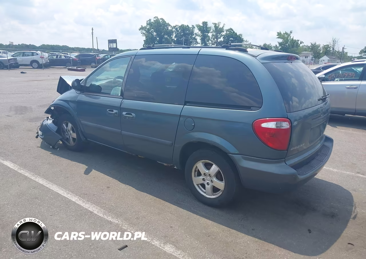 2005 Dodge Caravan Sxt VIN:1D4GP45R55B207474 - 3